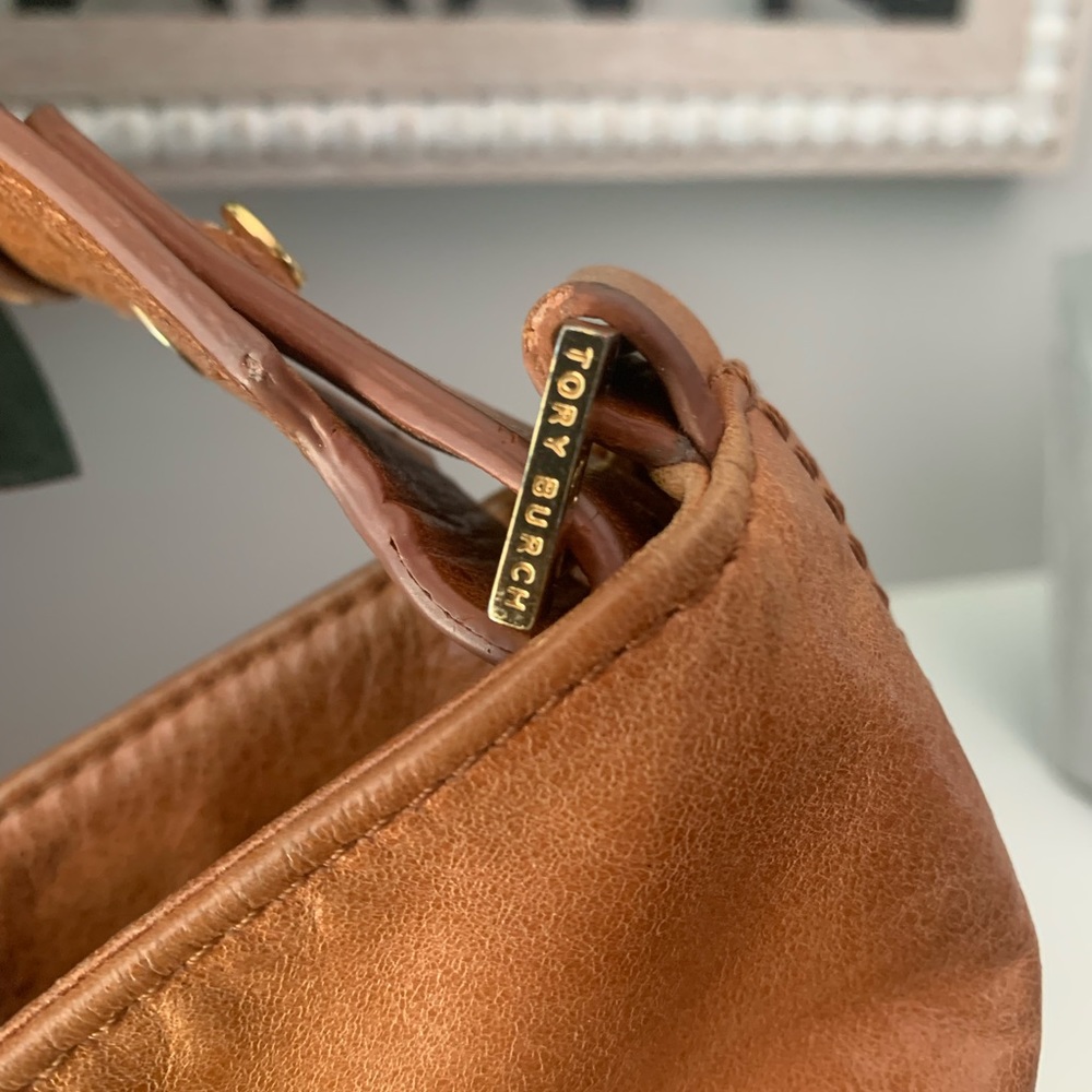 Tory Burch Large Preloved Shoulder Bag - Picture 6 of 13
